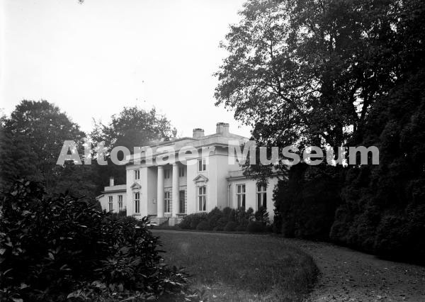 Villa Wriedt in Dockenhuden (ehemals Haus Godeffroy)