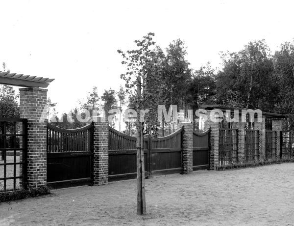Eingang Zentralfriedhof Bahrenfeld