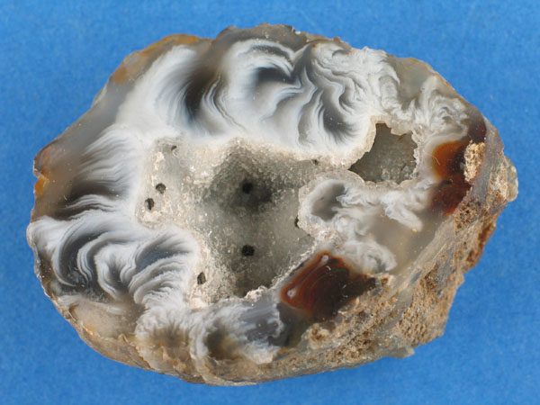 Achatmandel m. Goethit u. Quarz