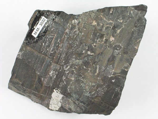 Braunit, Haematit, Grossular