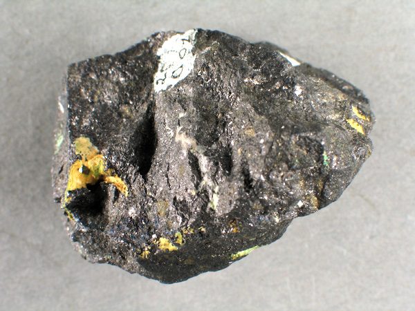 Enargit