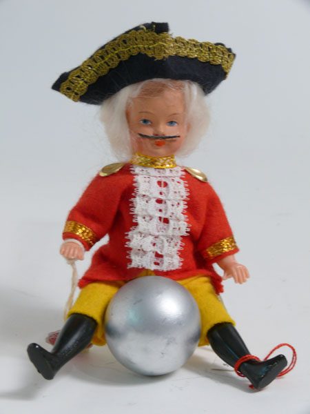 Trachtenpuppen