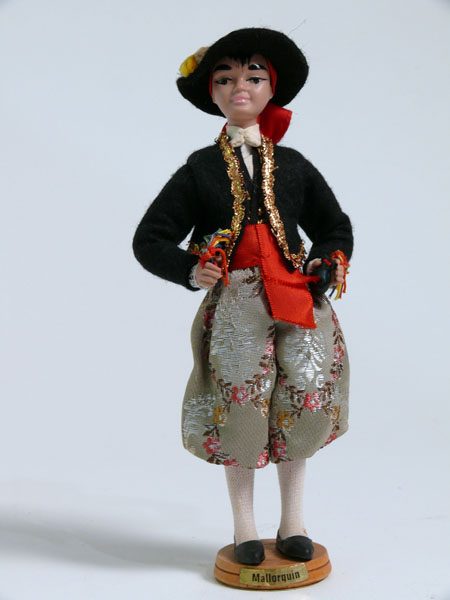 Trachtenpuppen