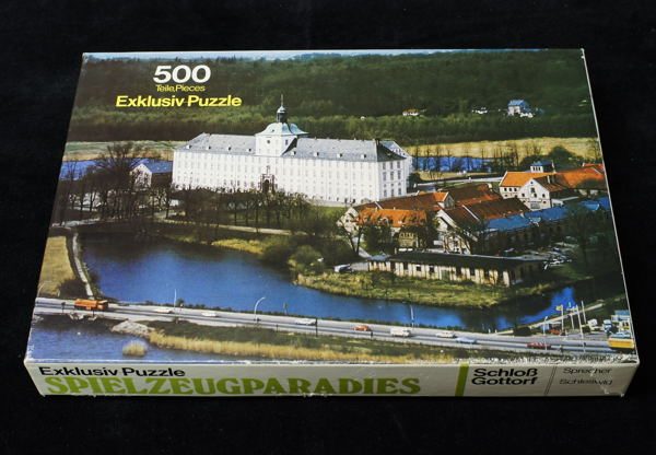 Slider Bild - http://www.europeana.eu/rights/rr-r/