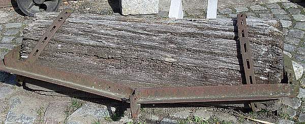 Hölzerne Glattwalze