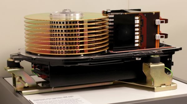 Slider Bild - http://www.europeana.eu/rights/rr-r/